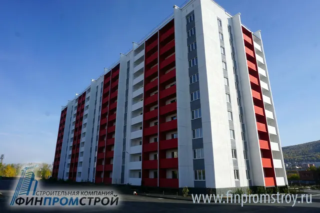 Жилой дом по б. Карпова 7 — Комарова